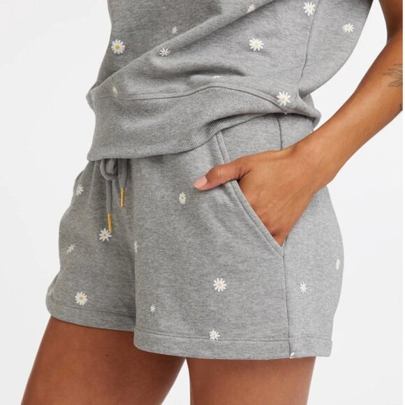 NWOT Ban.do French Terry Summer Camp Shorts in Daisy Print - Picture 2 of 9